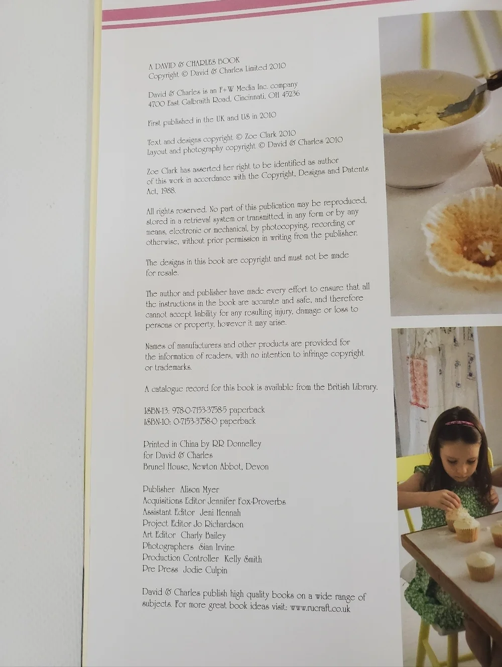 Cake Decorating at Home by Zoe Clark Art of Decorating Baking Cookbook
